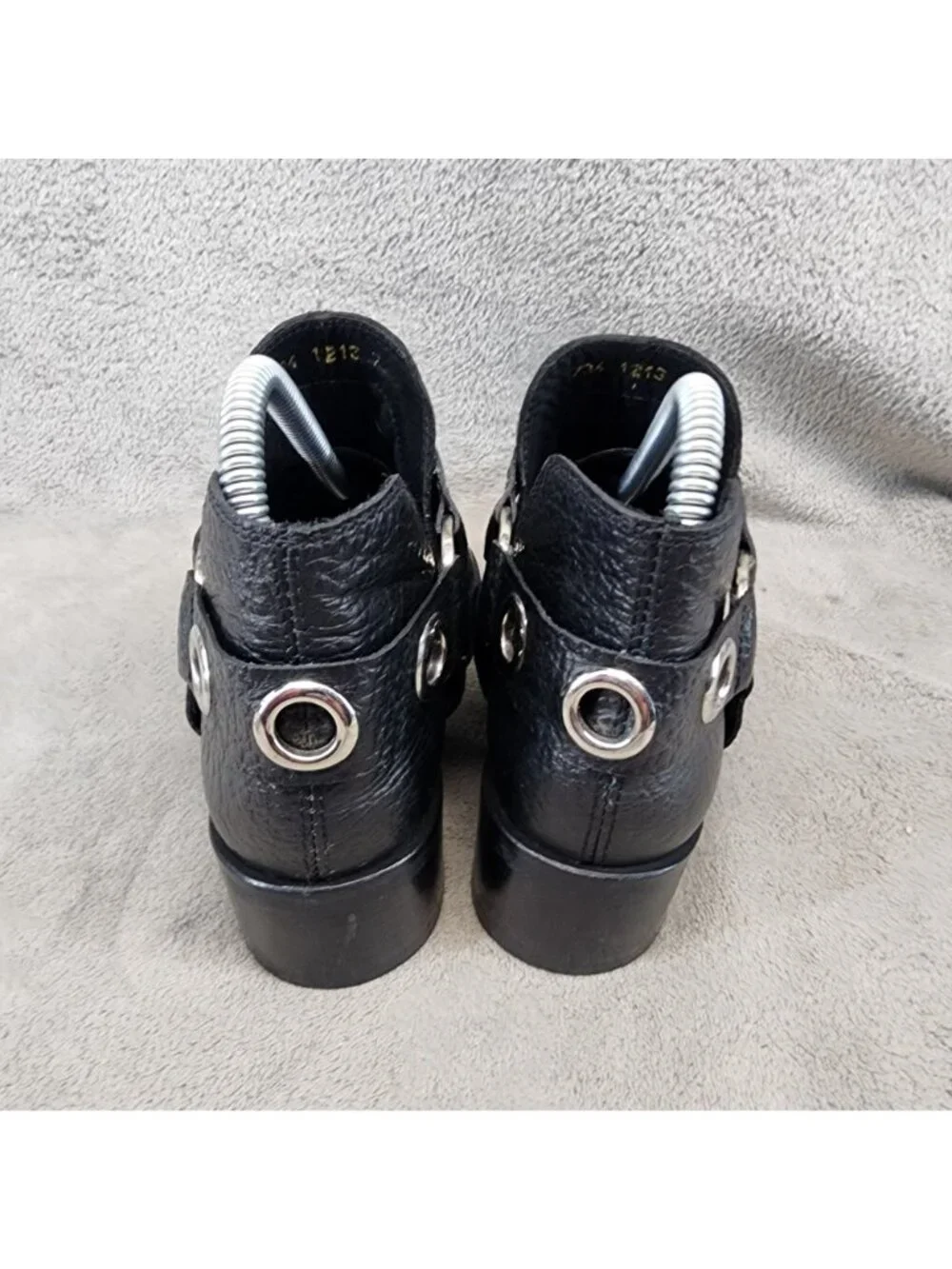 Kaanas Shoes Womens Size 6.5 Black Leather Morelia Harness Ankle Booties *Read*